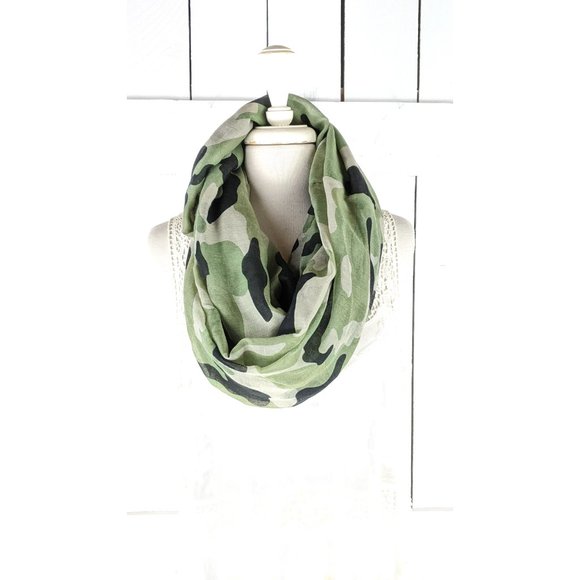 Army green camouflage sheer wide oversized gauzy  infinity scarf - Picture 3 of 4